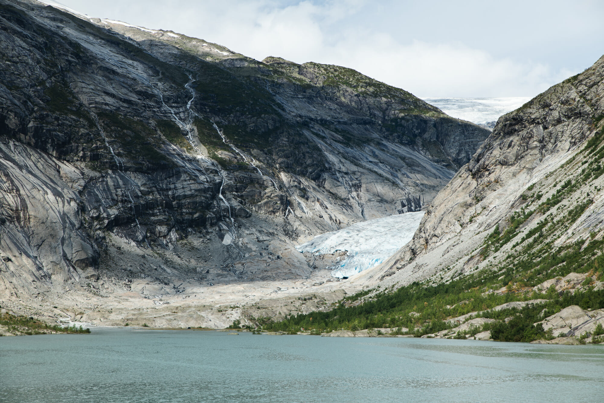 Marcher sur un glacier en Norvège - Nigardsbreen