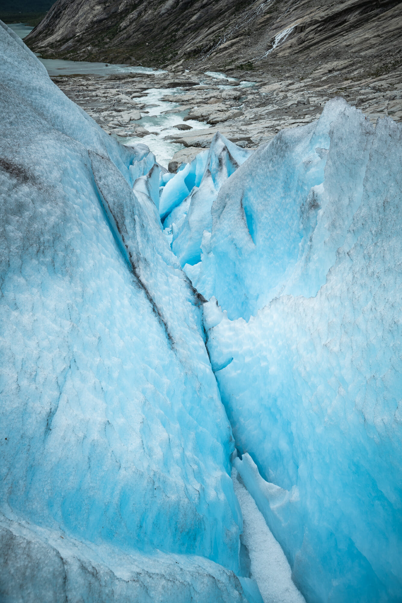 Marcher sur un glacier en Norvège - Nigardsbreen