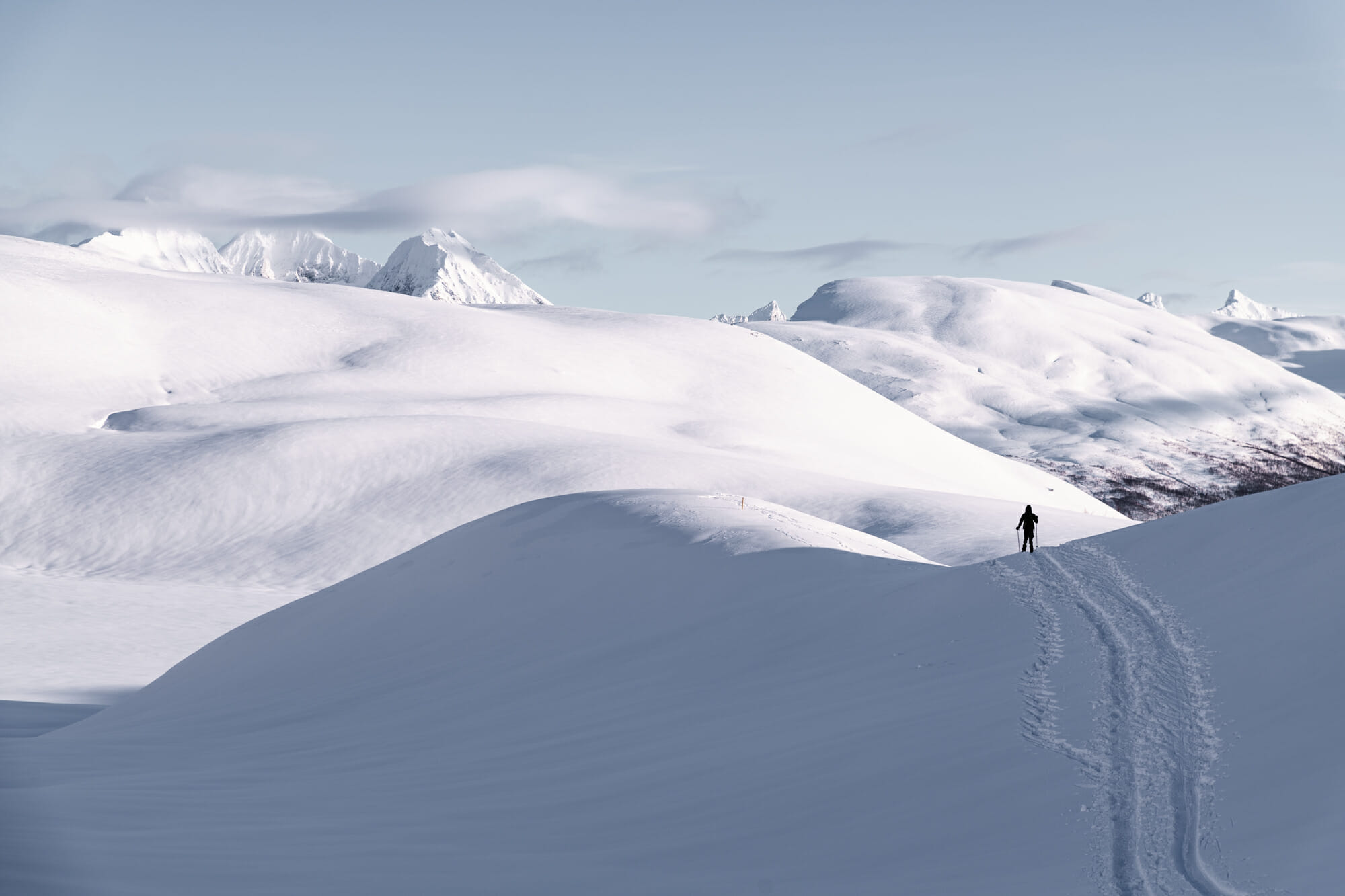 Ascension du Tromsdalstinden en raquette