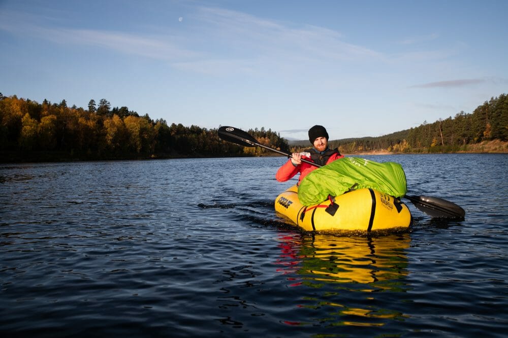 Packraft en Laponie finlandaise