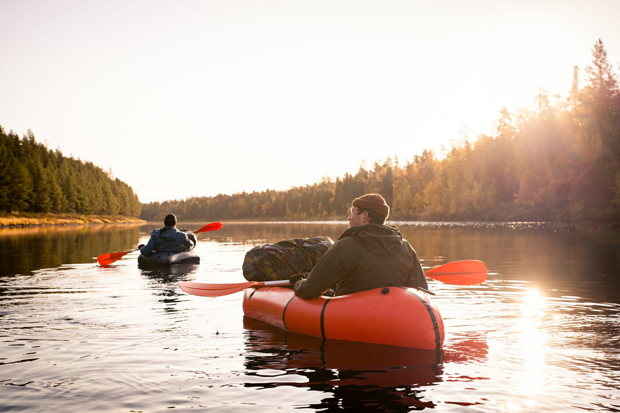 Ruska et packraft sur l'Ivalojoki