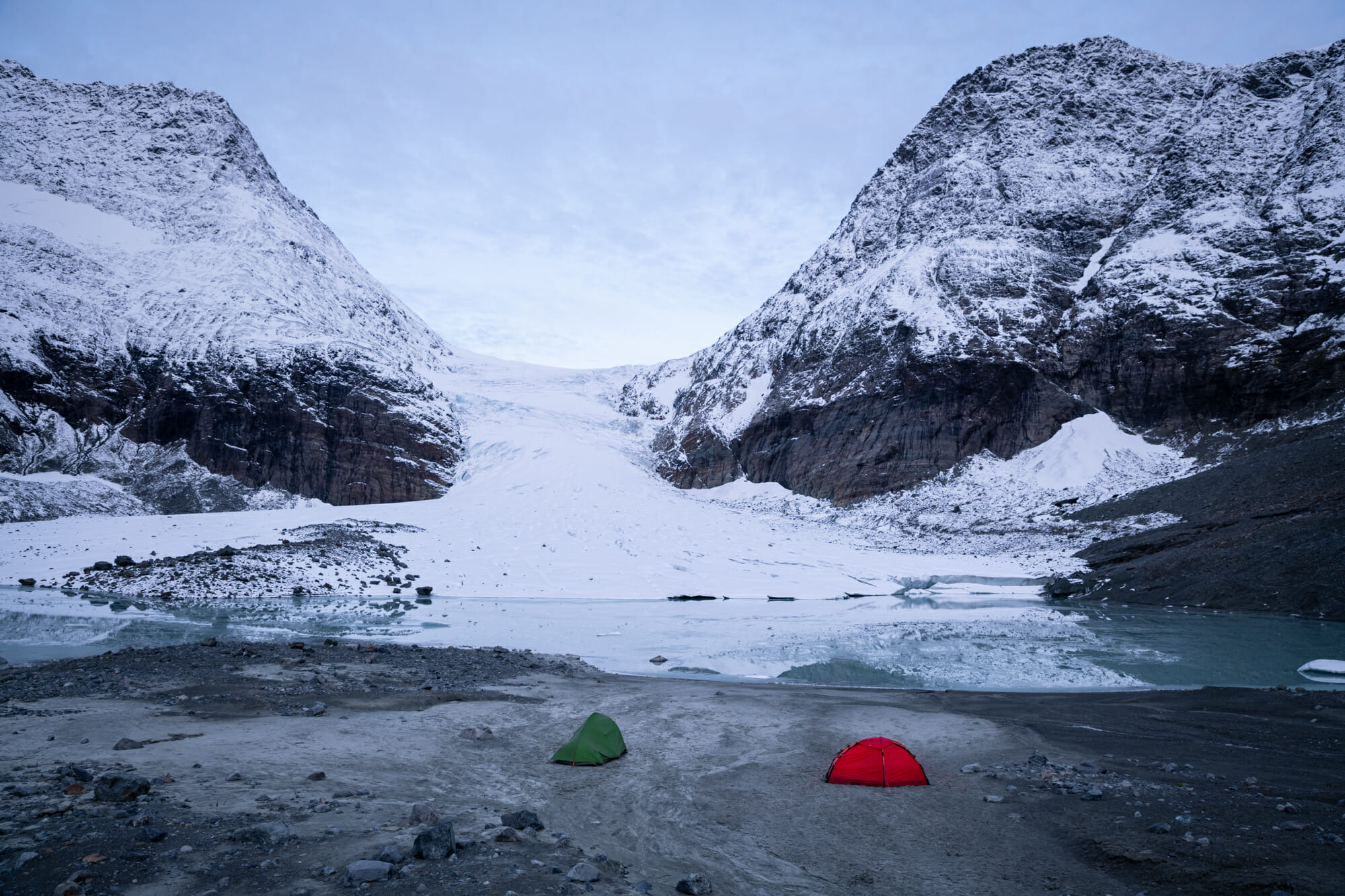 Bivouac au pied du glacier de Steindalen