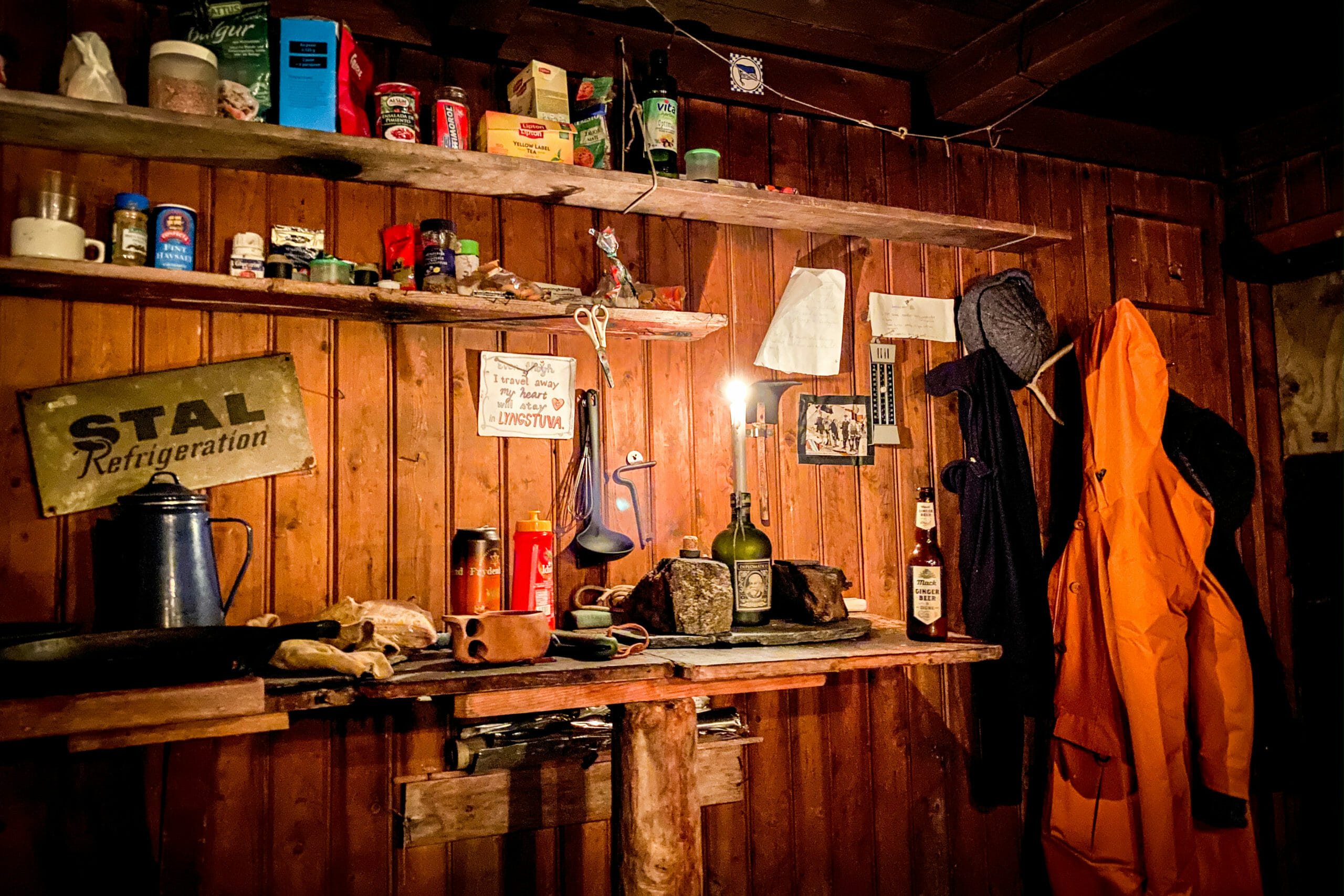 Intérieur cabane Lyngstuva