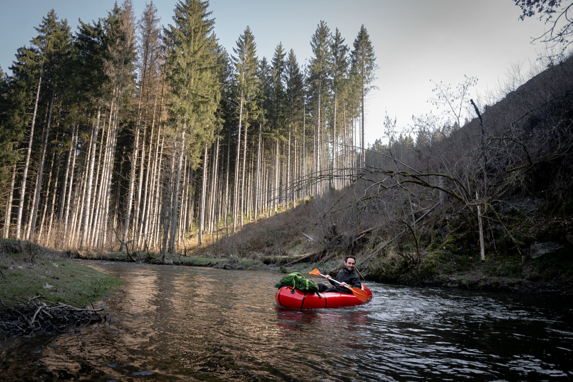 Packraft MRS Ponto 2.0 sur l'Ourthe orientale en Ardenne