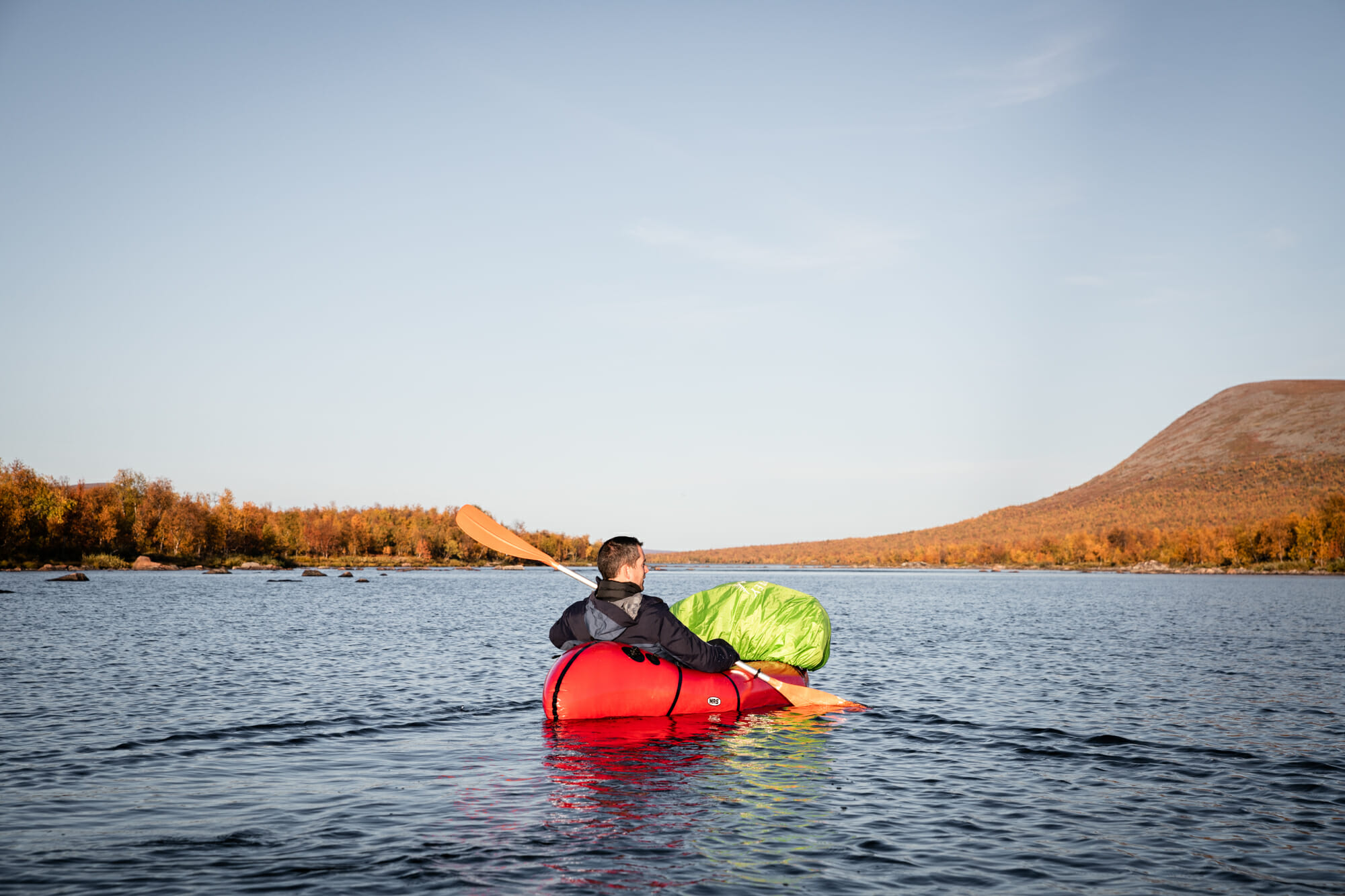 Packraft sur la rivière Kaïtum