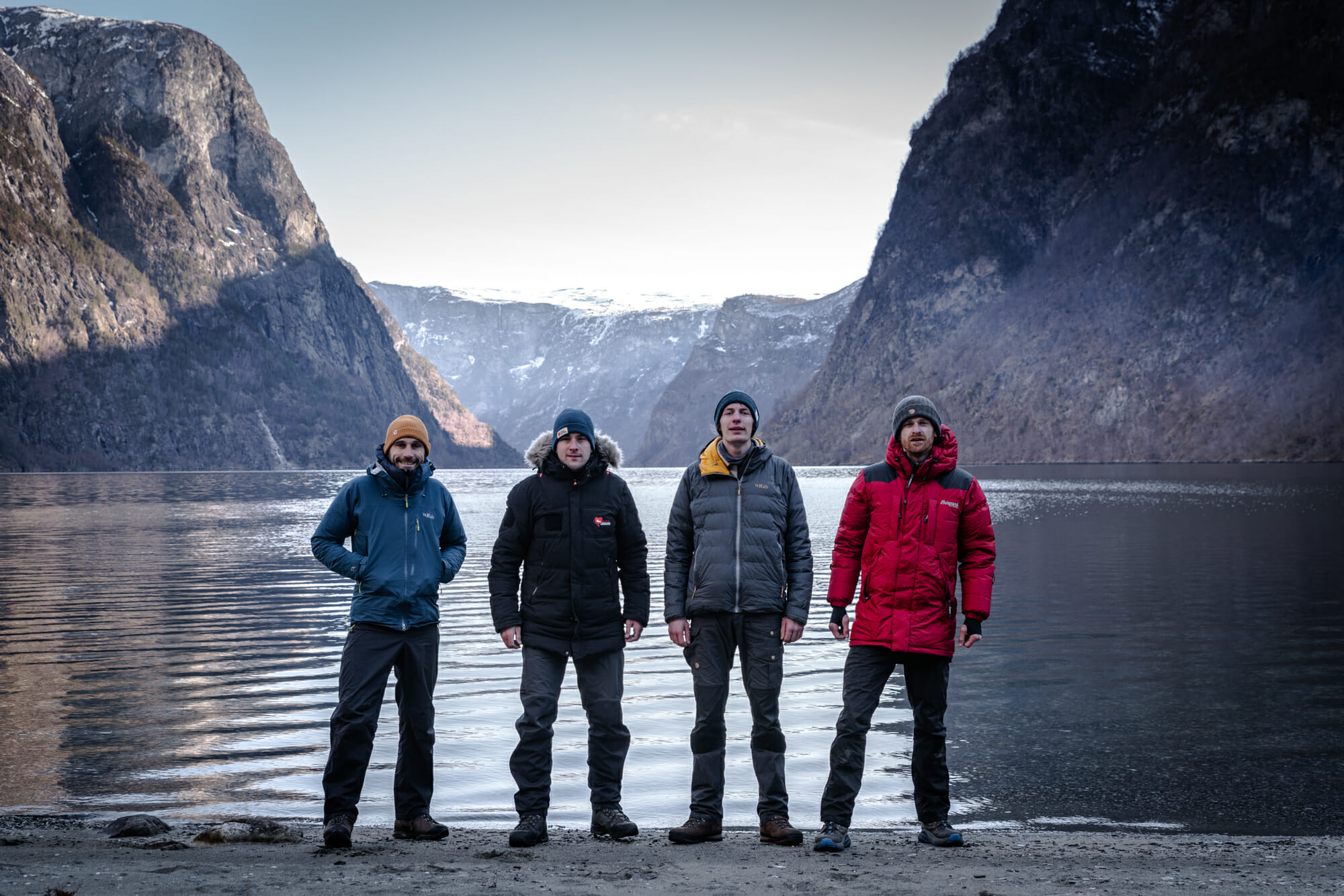 L'équipe de Cairn Outdoor dans le Nærøyfjord