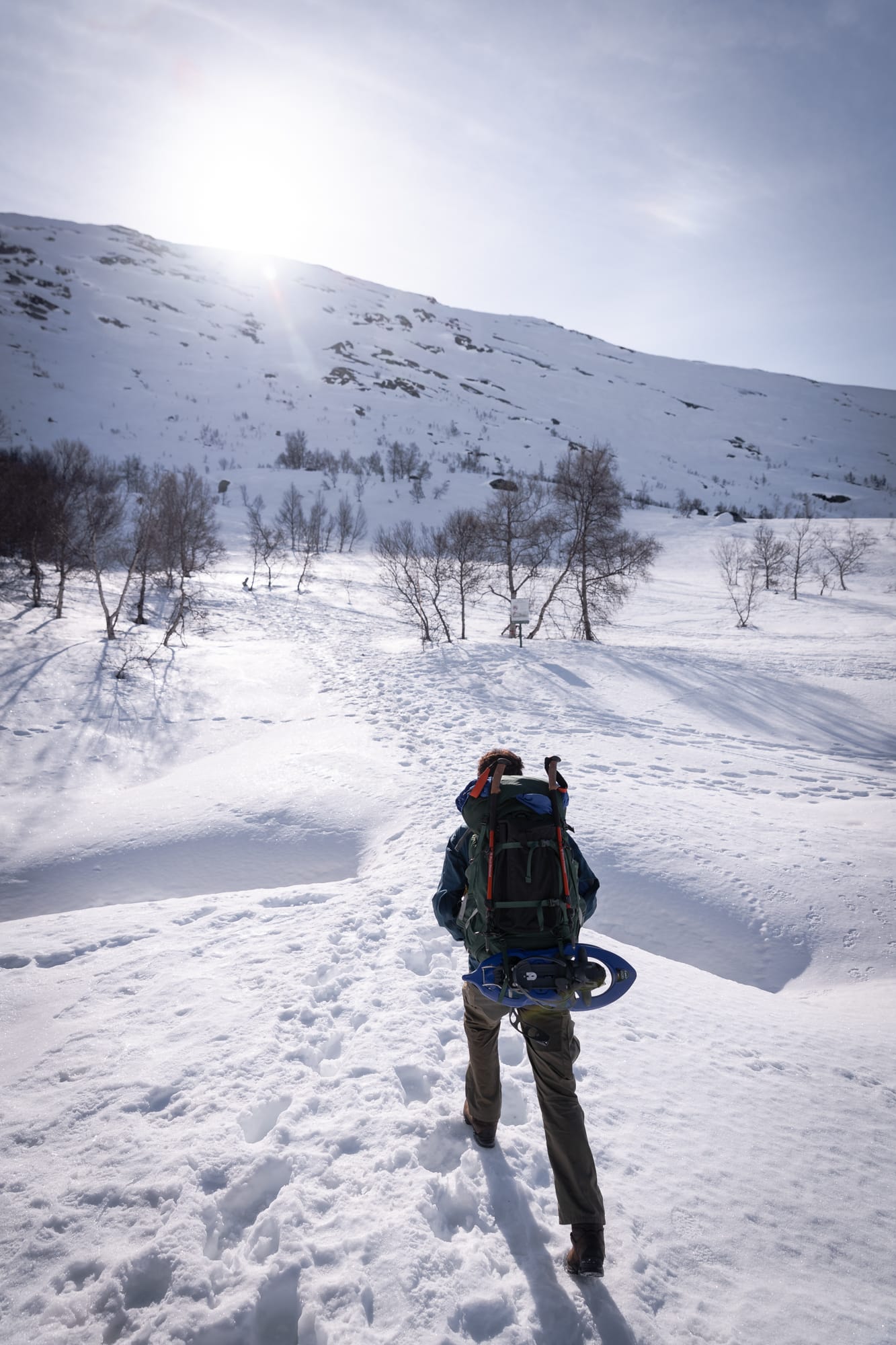 Randonnée à la trolltunga en hiver