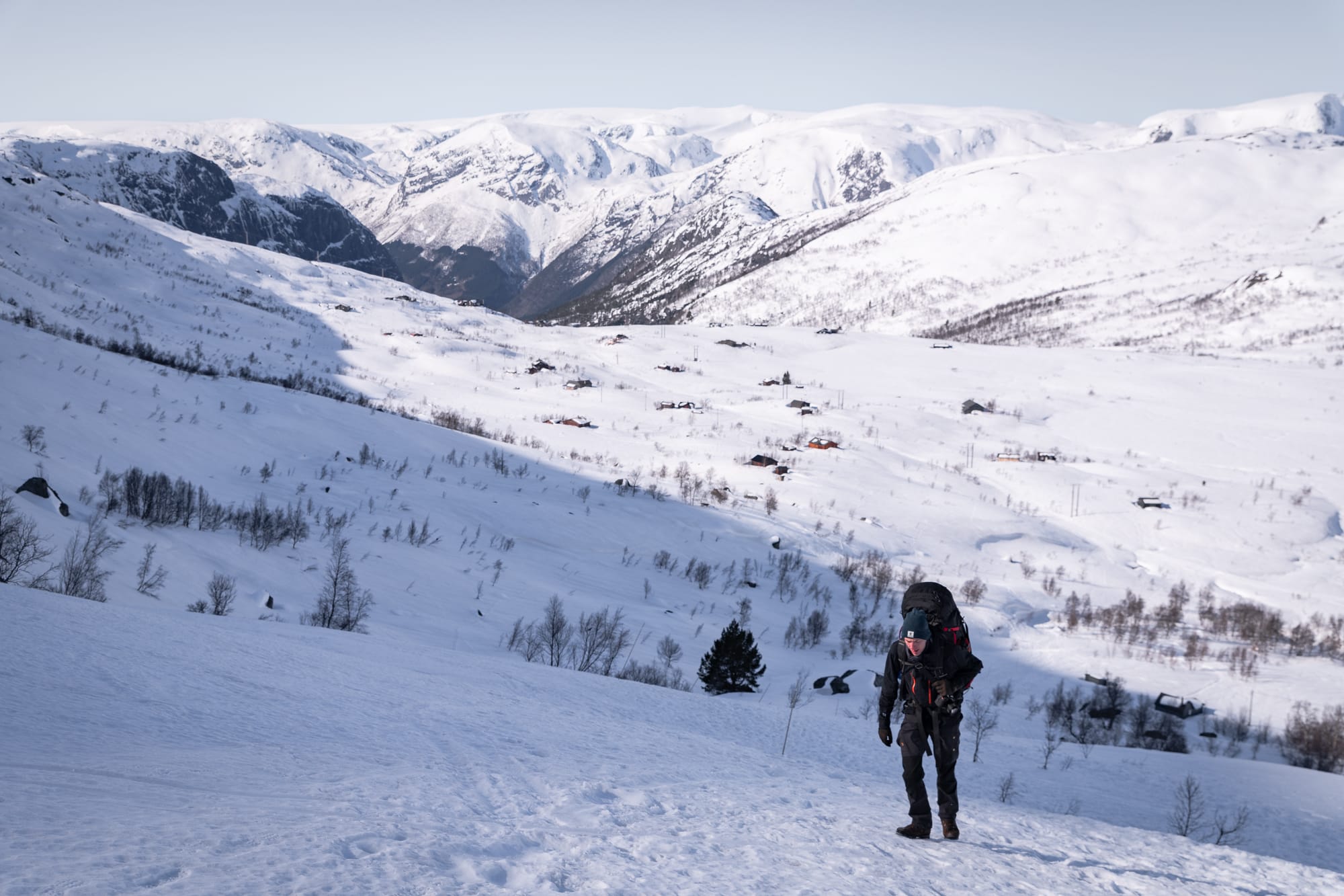 Randonnée à la trolltunga en hiver