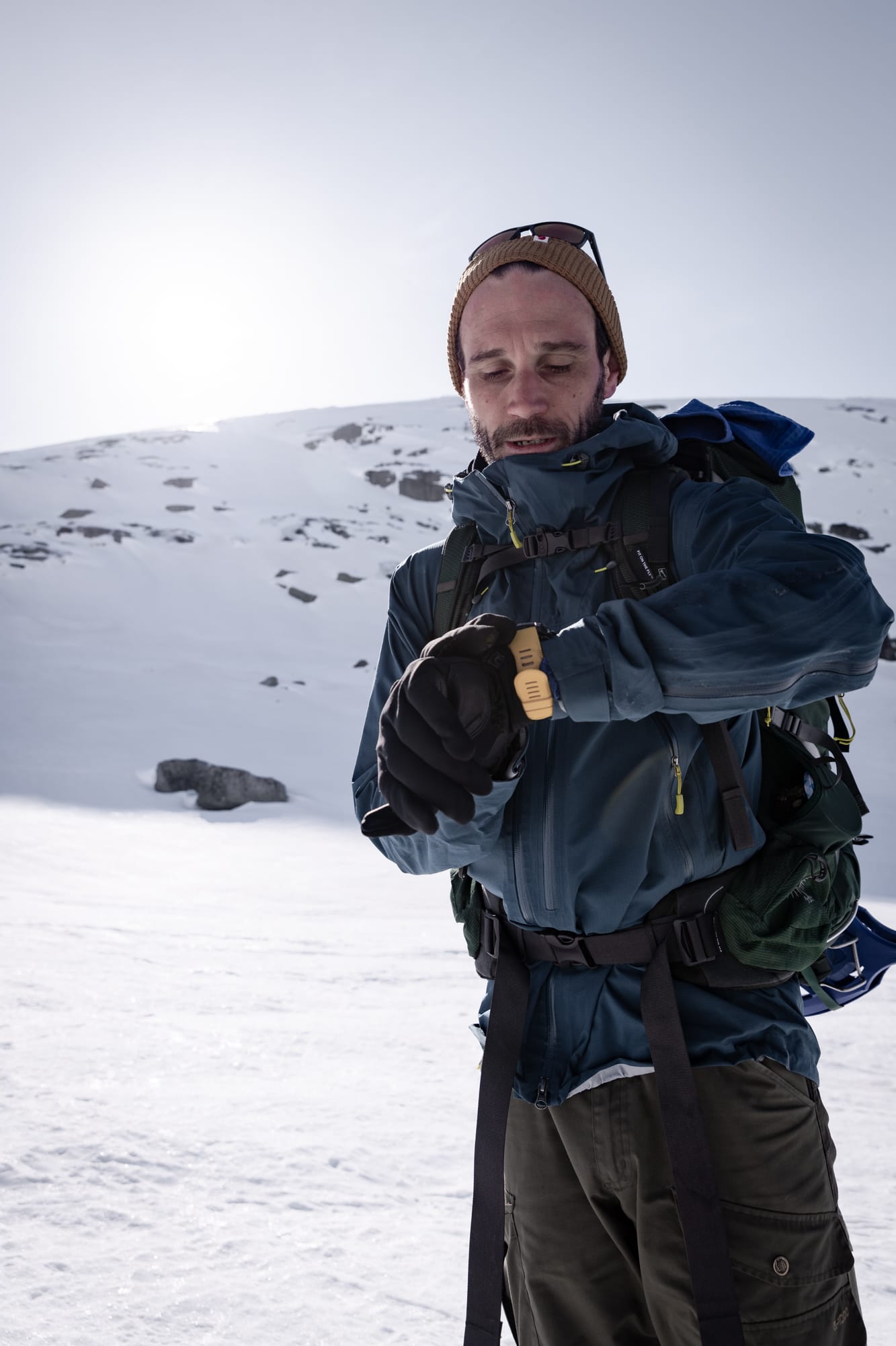 Randonnée à la trolltunga en hiver