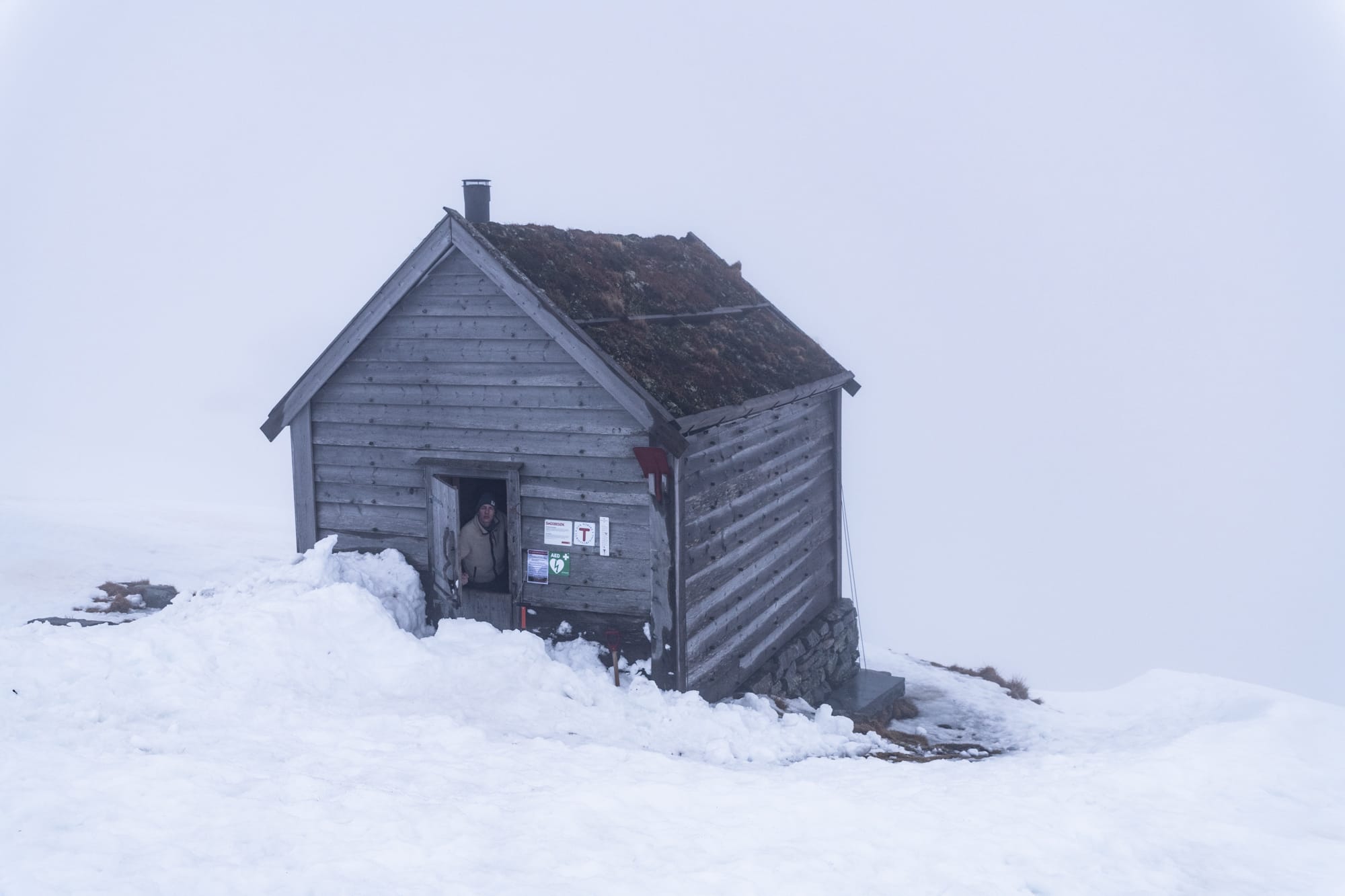 Dormir dans une cabane au dessus d'un fjord