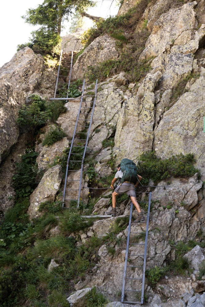 Echelles sur le balcon sud à Chamonix