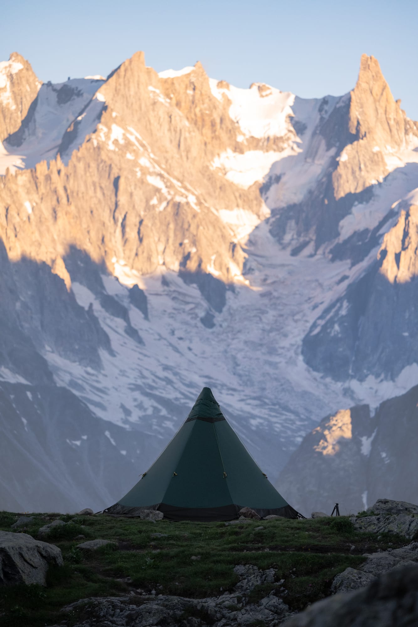 Tipi au lac des Chéserys